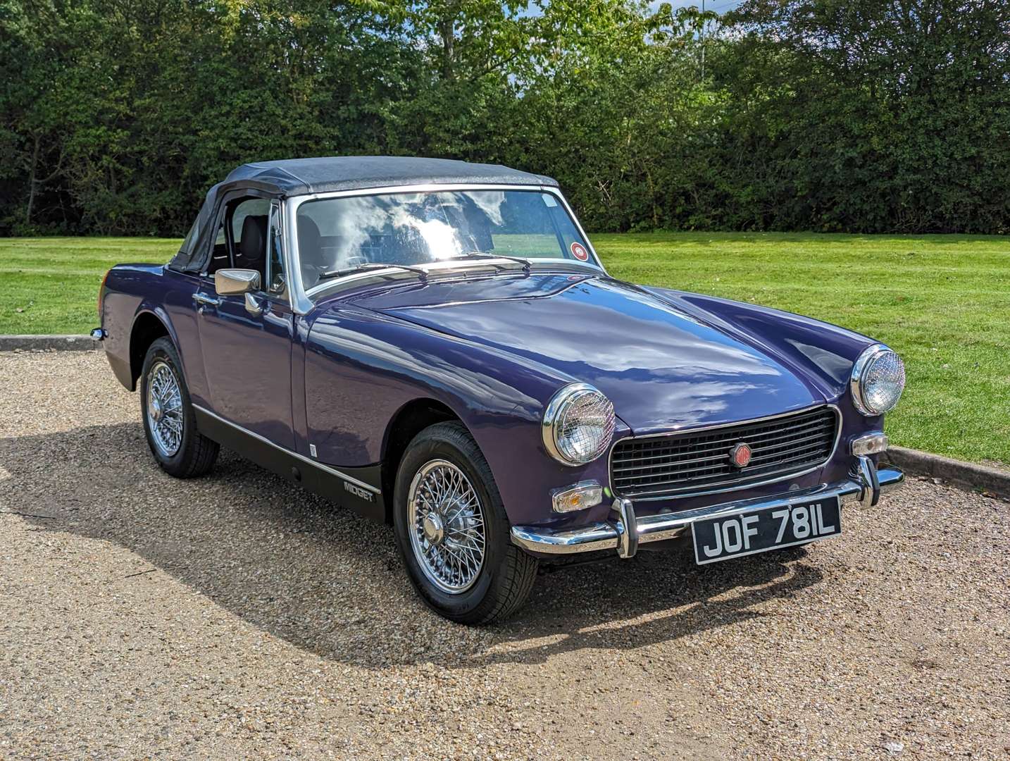 <p>1973 MG MIDGET</p>