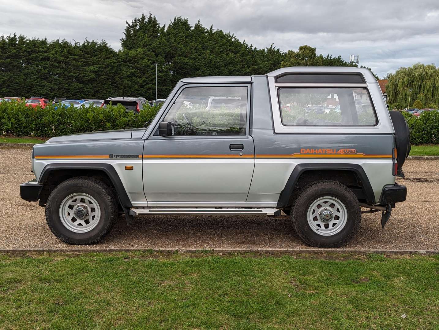 <p>1989 DAIHATSU FOURTRAK EL</p>