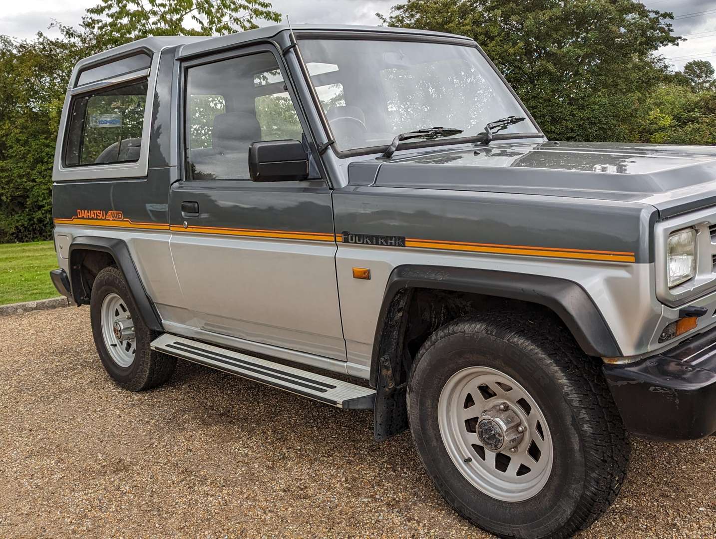 <p>1989 DAIHATSU FOURTRAK EL</p>