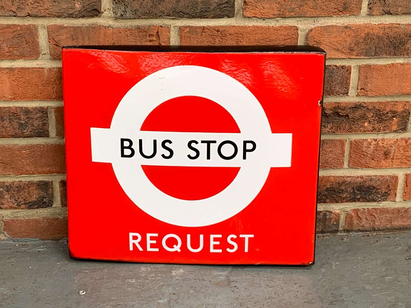 <p>Enamel Bus Stop Request Sign</p>