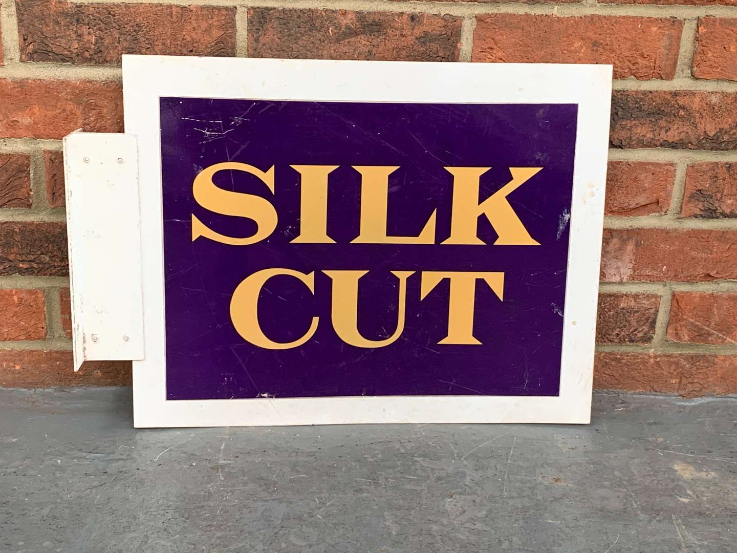 <p>Silk Cut Aluminium Flange Sign</p>