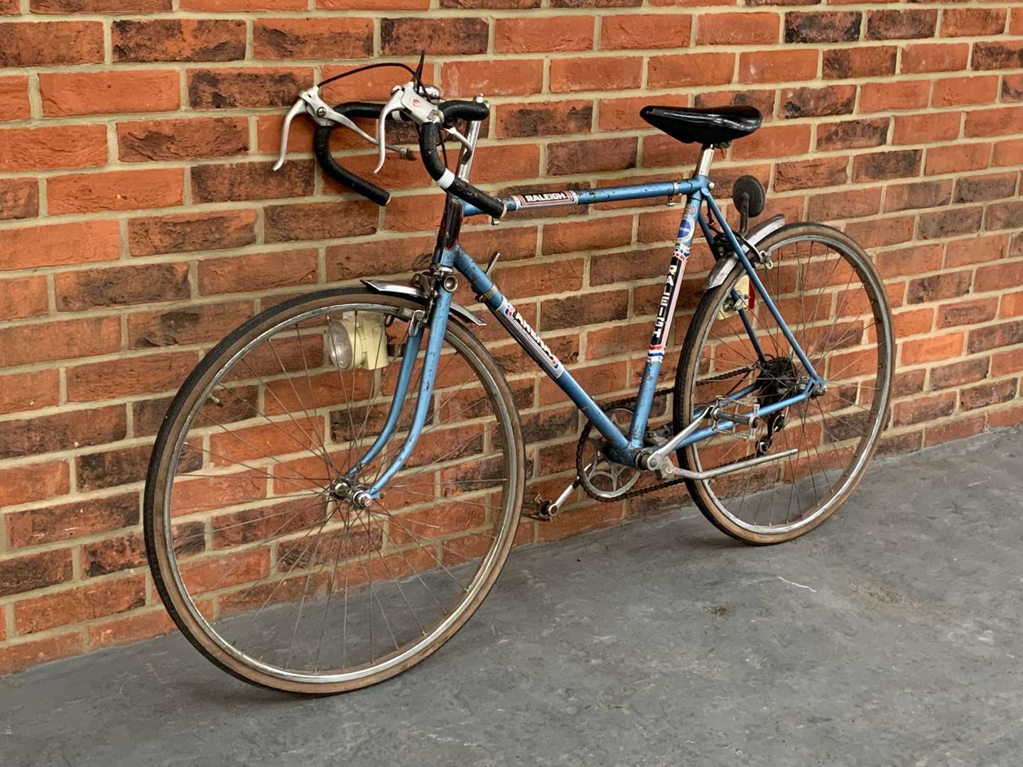 <p>Unrestored Raleigh Arena Racer Bicycle&nbsp;</p>