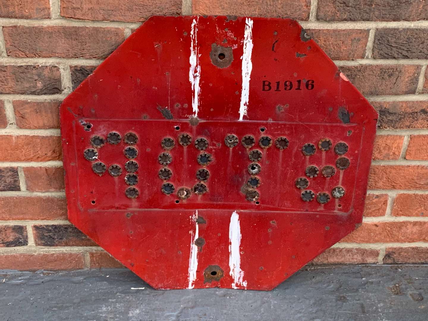 <p>&nbsp;1930's Enamel American Stop Sign</p>