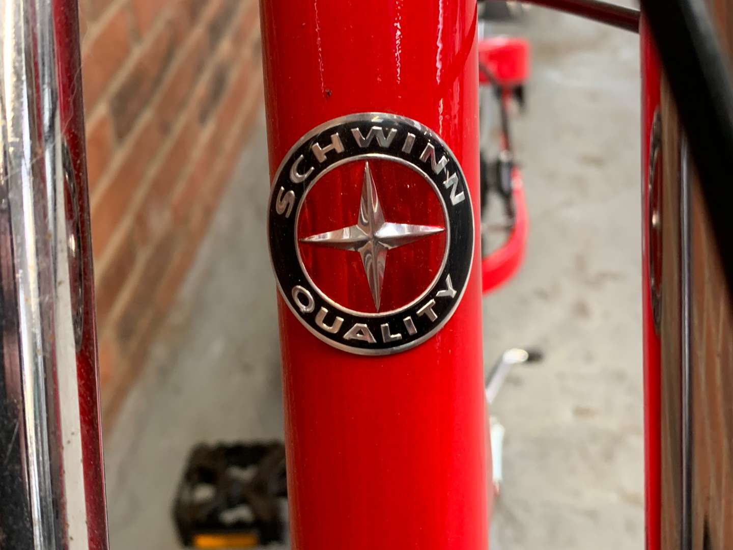 <p>Retro Schwinn Stingray Bicycle</p>