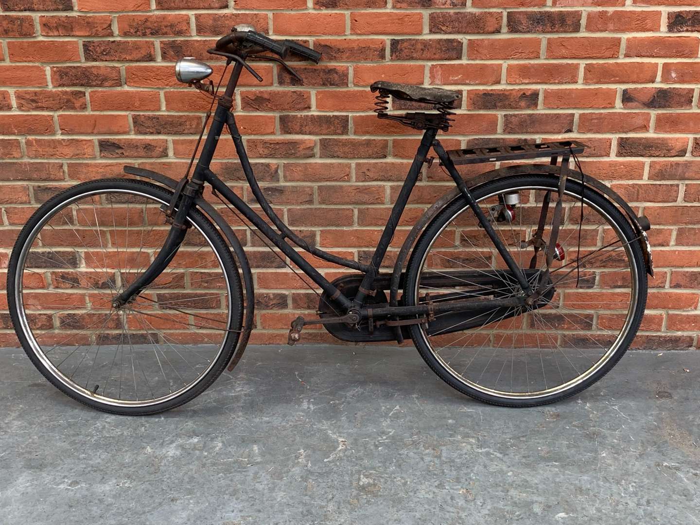 <p>Vintage Bicycle With Rod Brakes&nbsp;</p>
