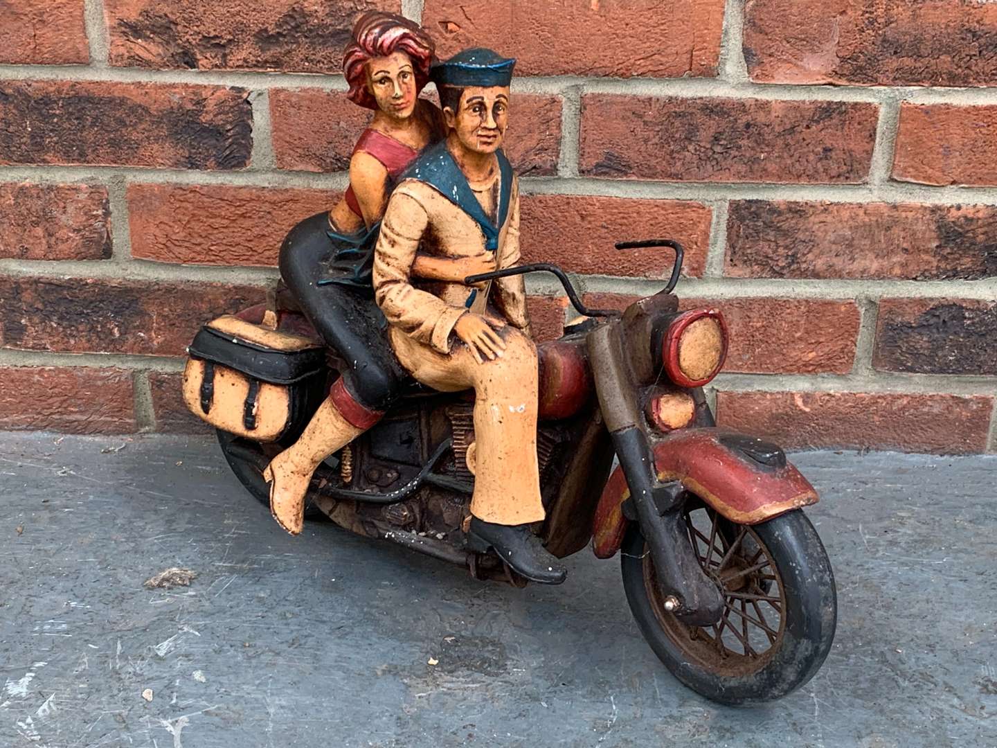 <p>Resin Model of Motorbike and Riders a/f</p>