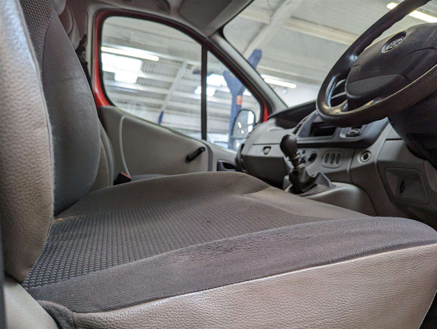 <p>2014 VAUXHALL VIVARO 2900 ECOFLEX CDTI</p>