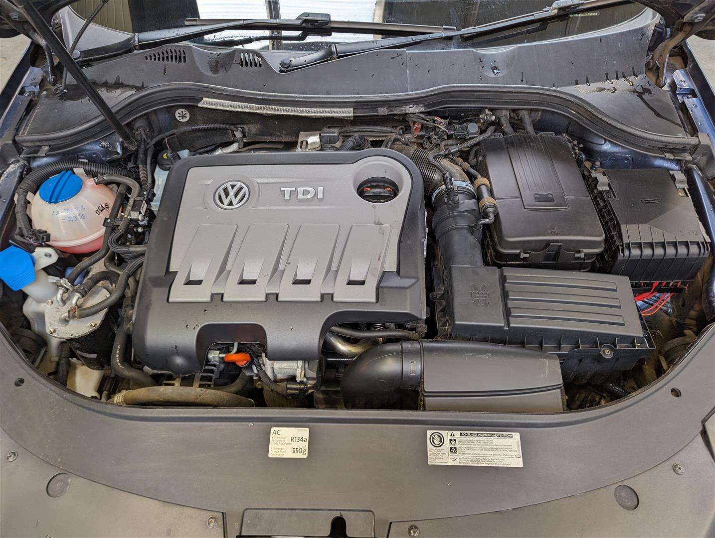 <p>2012 VOLKSWAGEN PASSAT SE BLUEMOTION TECH</p>