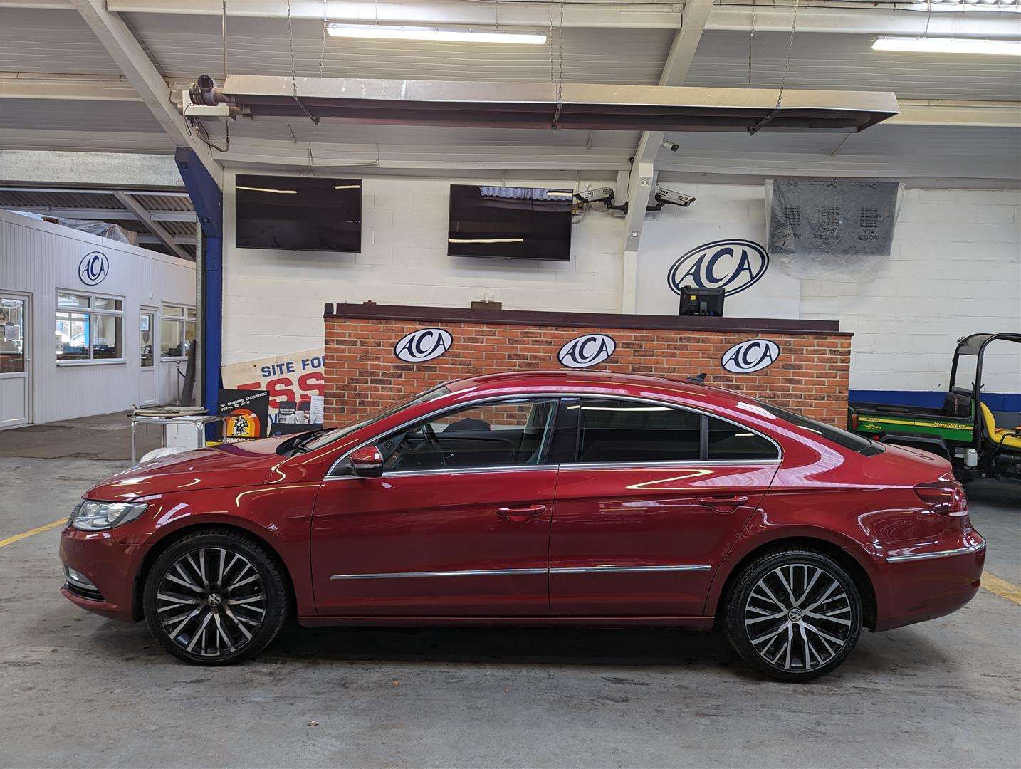 <p>2013 VOLKSWAGEN CC GT BLUEMOTION TECHN TD</p>