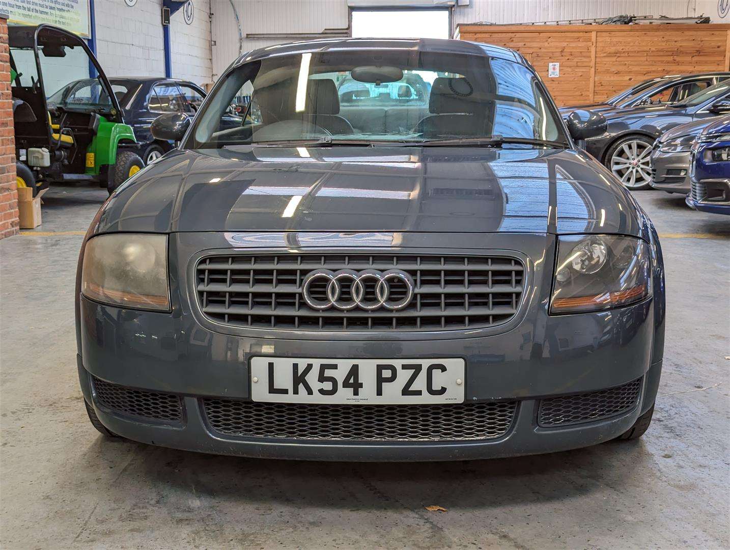 <p>2004 AUDI TT AUTO</p>