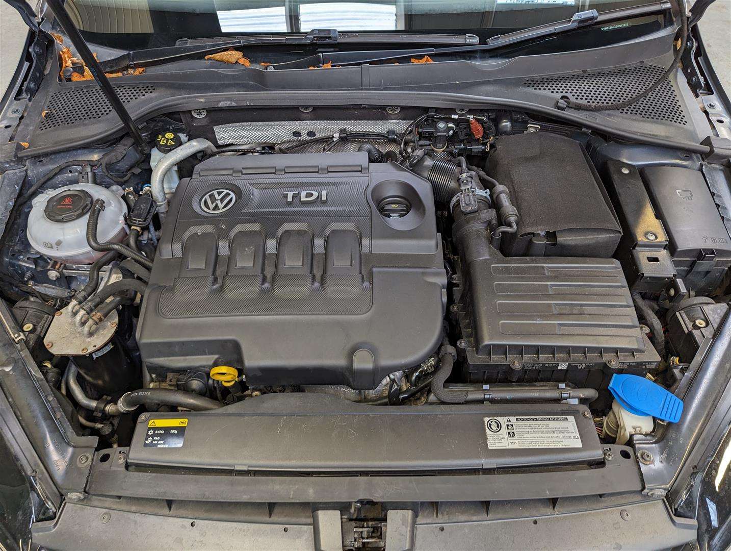 <p>2015 VOLKSWAGEN GOLF MATCH TDI BMT</p>