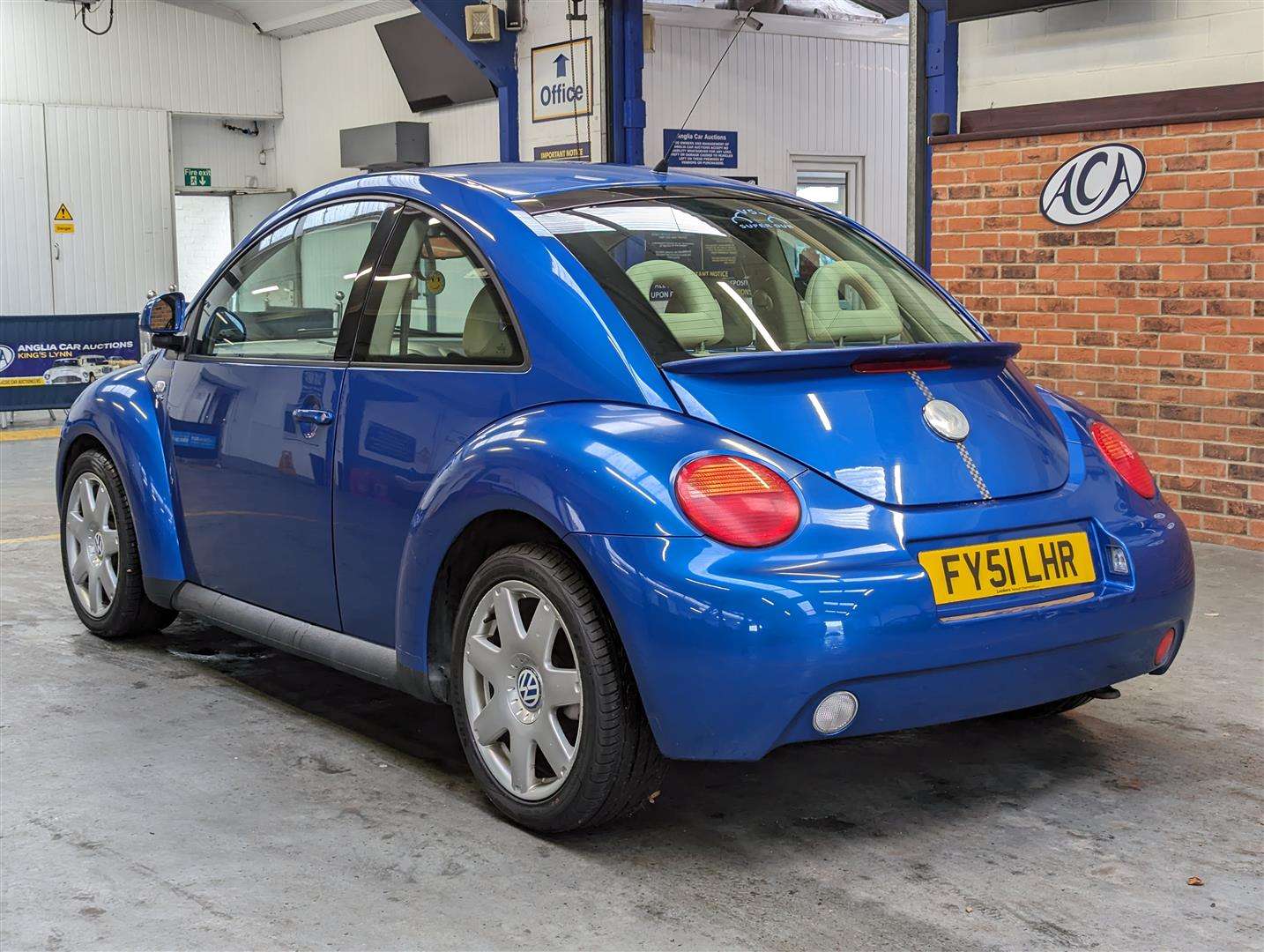 <p>2001 VOLKSWAGEN BEETLE V5</p>