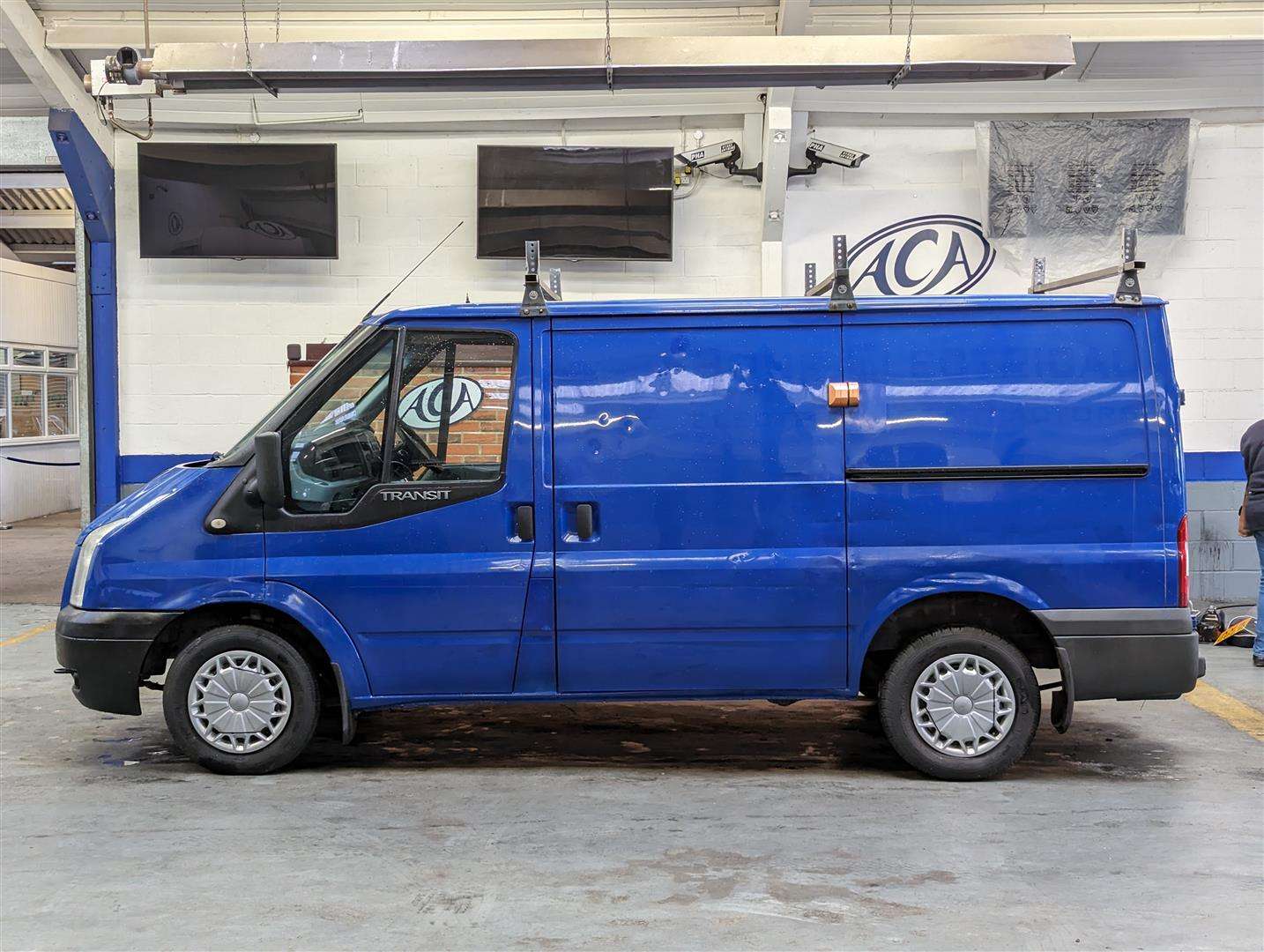 <p>2008 FORD TRANSIT 85 T300S FWD</p>