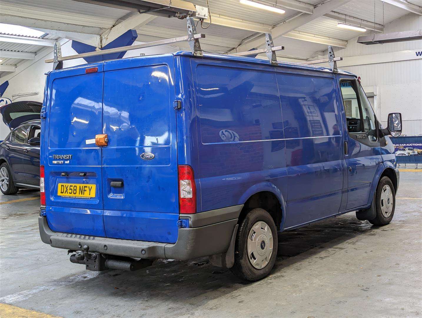 <p>2008 FORD TRANSIT 85 T300S FWD</p>