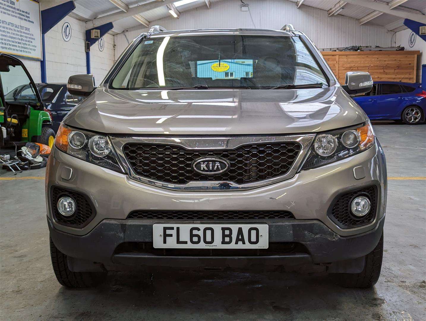 <p>2010 KIA SORENTO KX-3 CRDI 4X4</p>