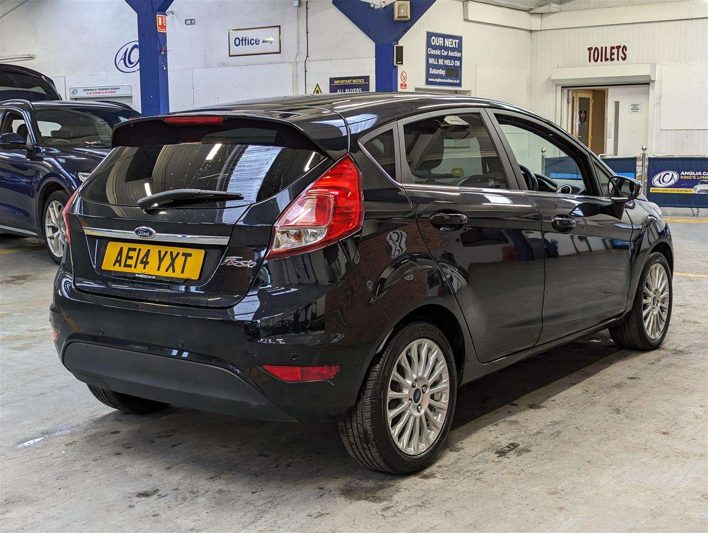 <p>2014 FORD FIESTA TITANIUM AUTO</p>