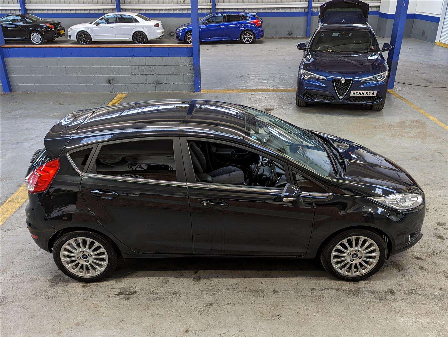 <p>2014 FORD FIESTA TITANIUM AUTO</p>