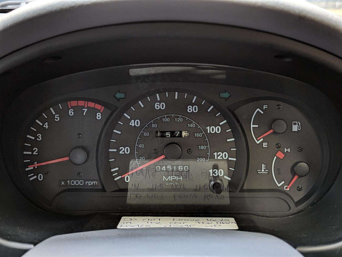 <p>2001 HYUNDAI ACCENT CDX AUTO</p>