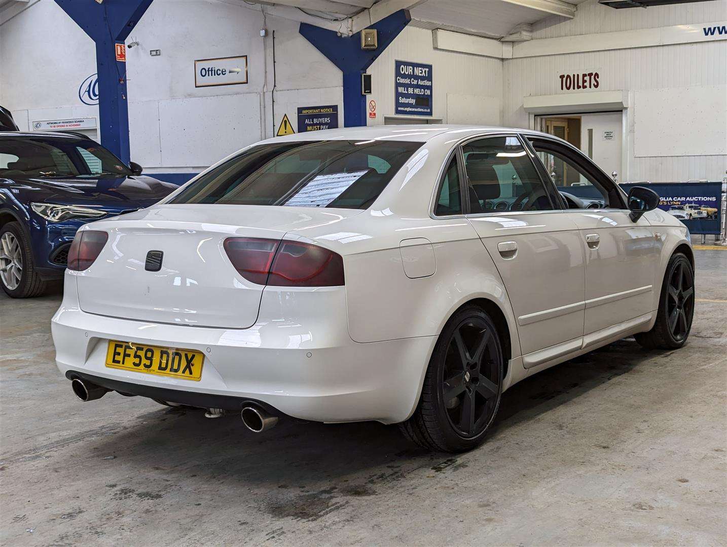 <p>2010 SEAT EXEO SPORT TSI TURBO</p>