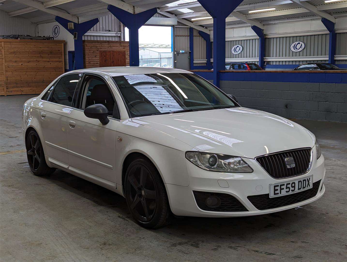 <p>2010 SEAT EXEO SPORT TSI TURBO</p>