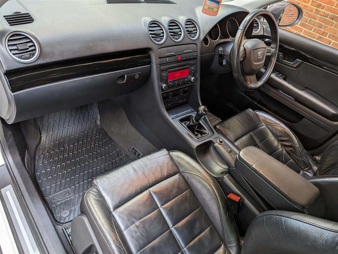 <p>2010 SEAT EXEO SPORT TSI TURBO</p>