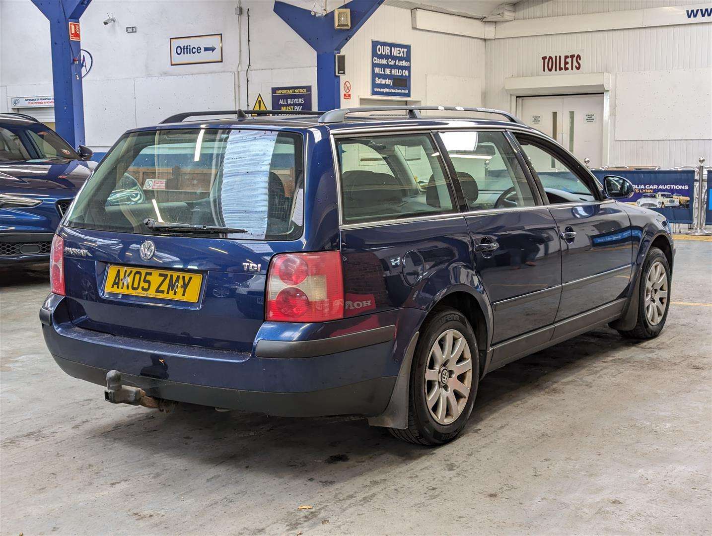 <p>2005 VOLKSWAGEN PASSAT TRENDLINE TDI 130</p>