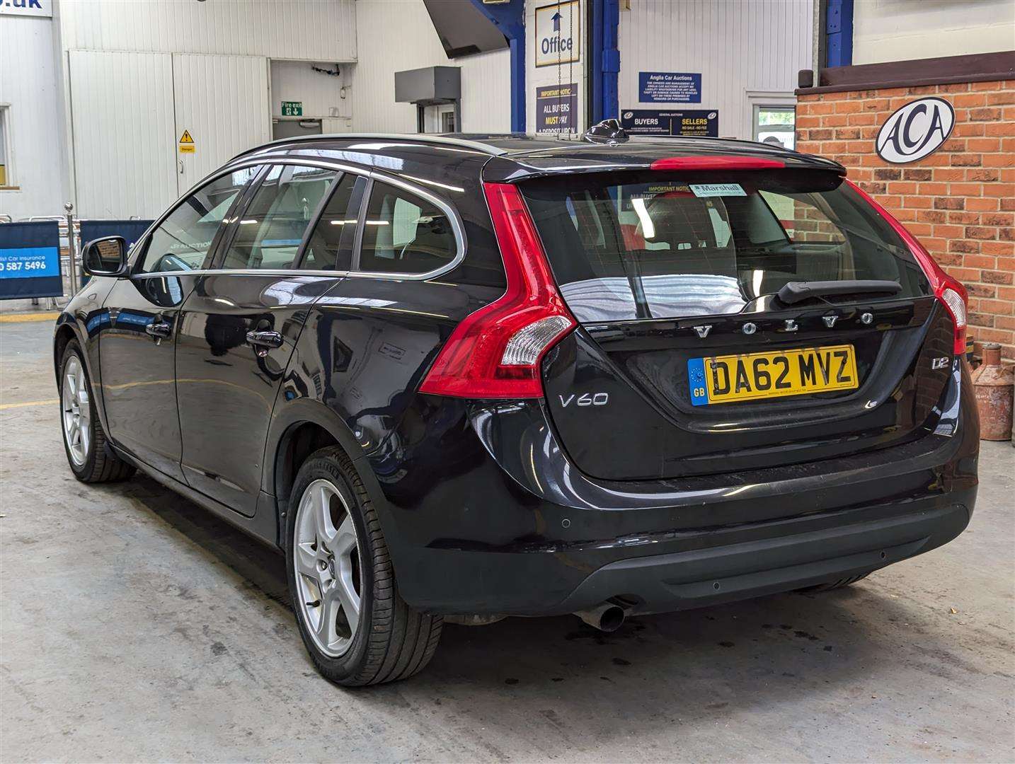 <p>2012 VOLVO V60 SE D2 AUTO</p>