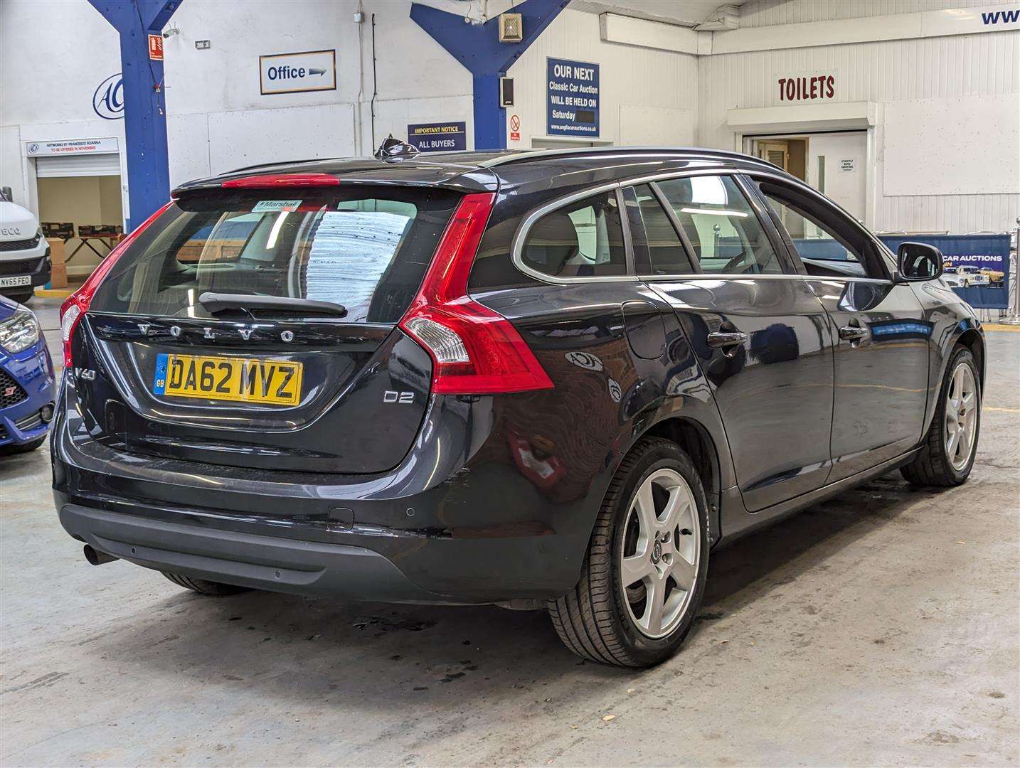 <p>2012 VOLVO V60 SE D2 AUTO</p>