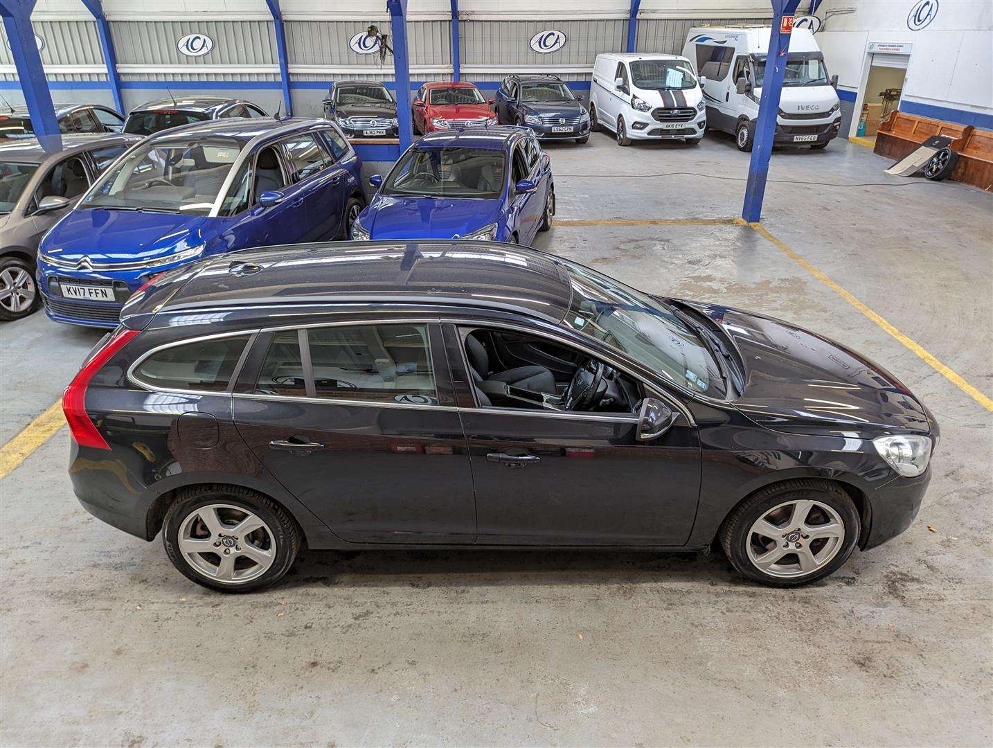 <p>2012 VOLVO V60 SE D2 AUTO</p>