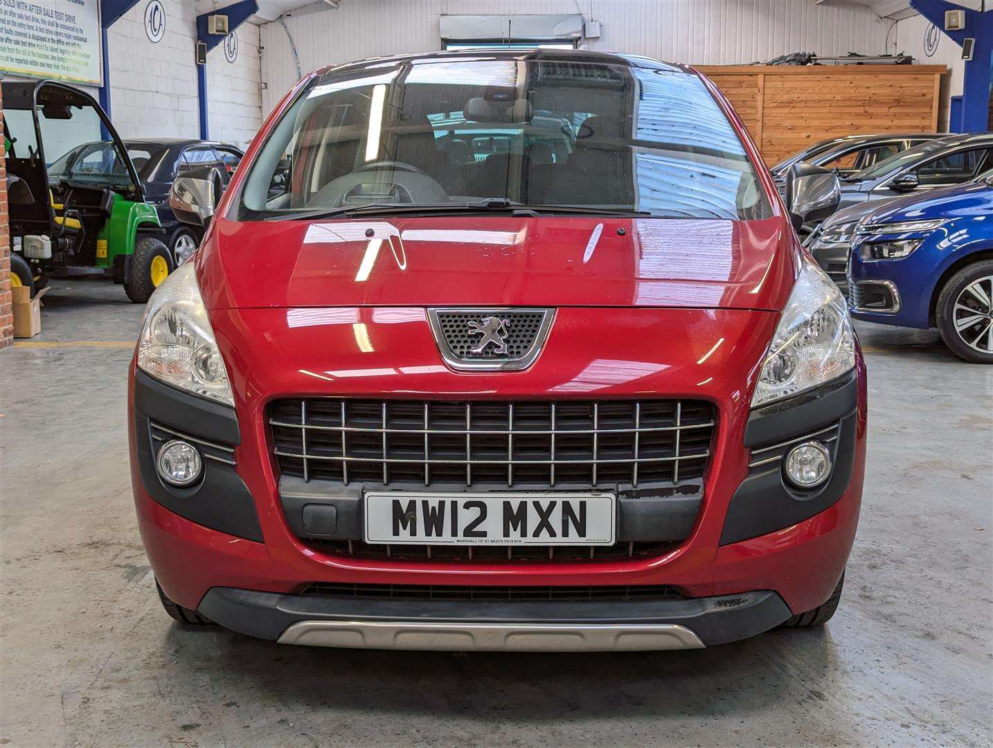 <p>2012 PEUGEOT 3008 ALLURE HDI</p>