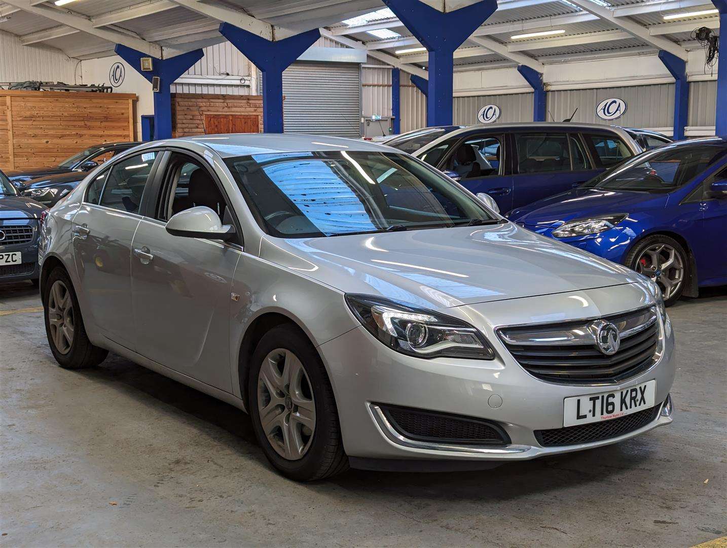 <p>2016 VAUXHALL INSIGNIA DESIGN CDTI EFLE</p>