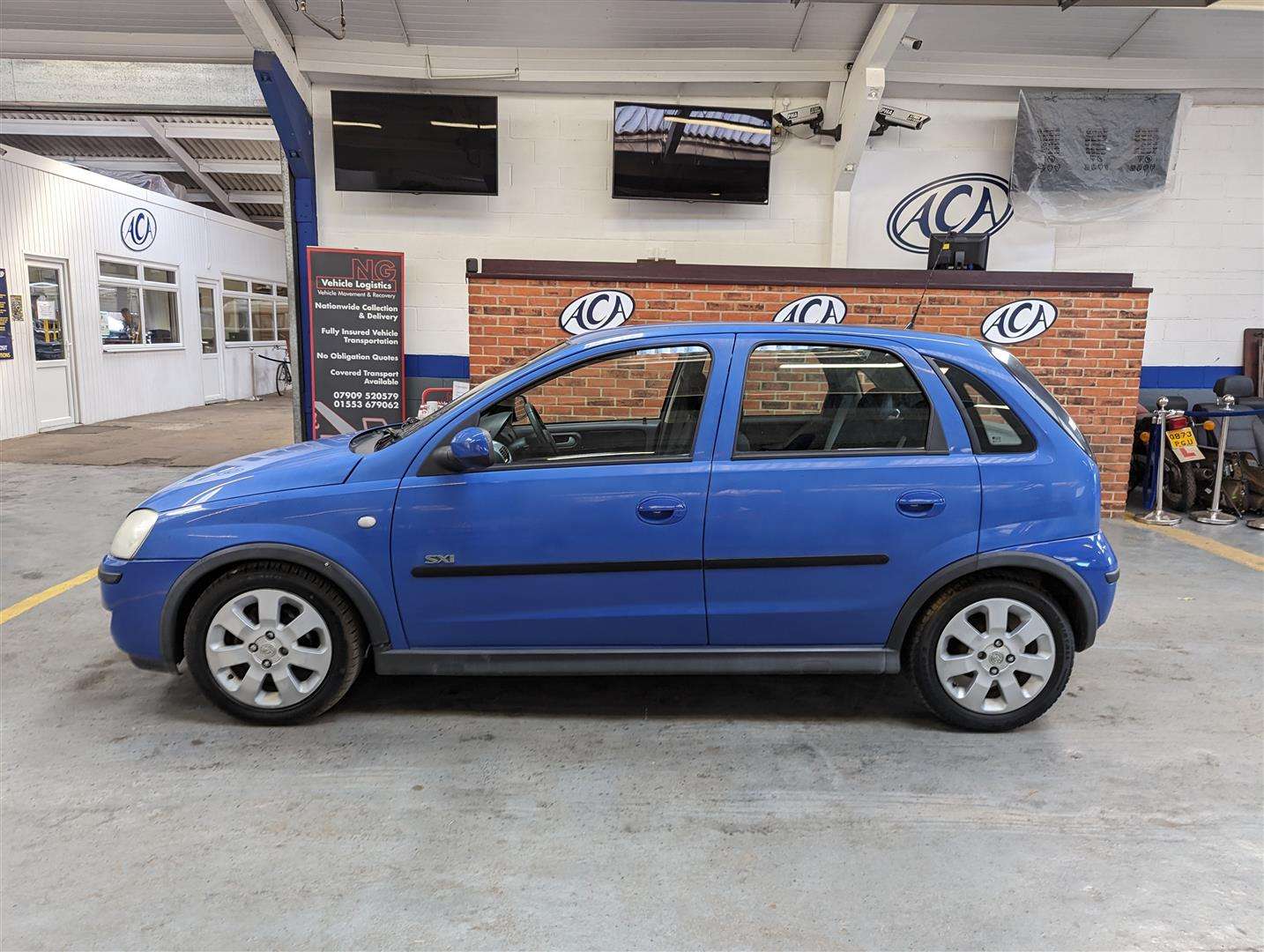 <p>2005 VAUXHALL CORSA SXI</p>