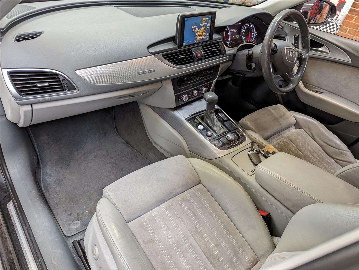 <p>2012 AUDI A6 SE TDI QUATTRO AUTO</p>