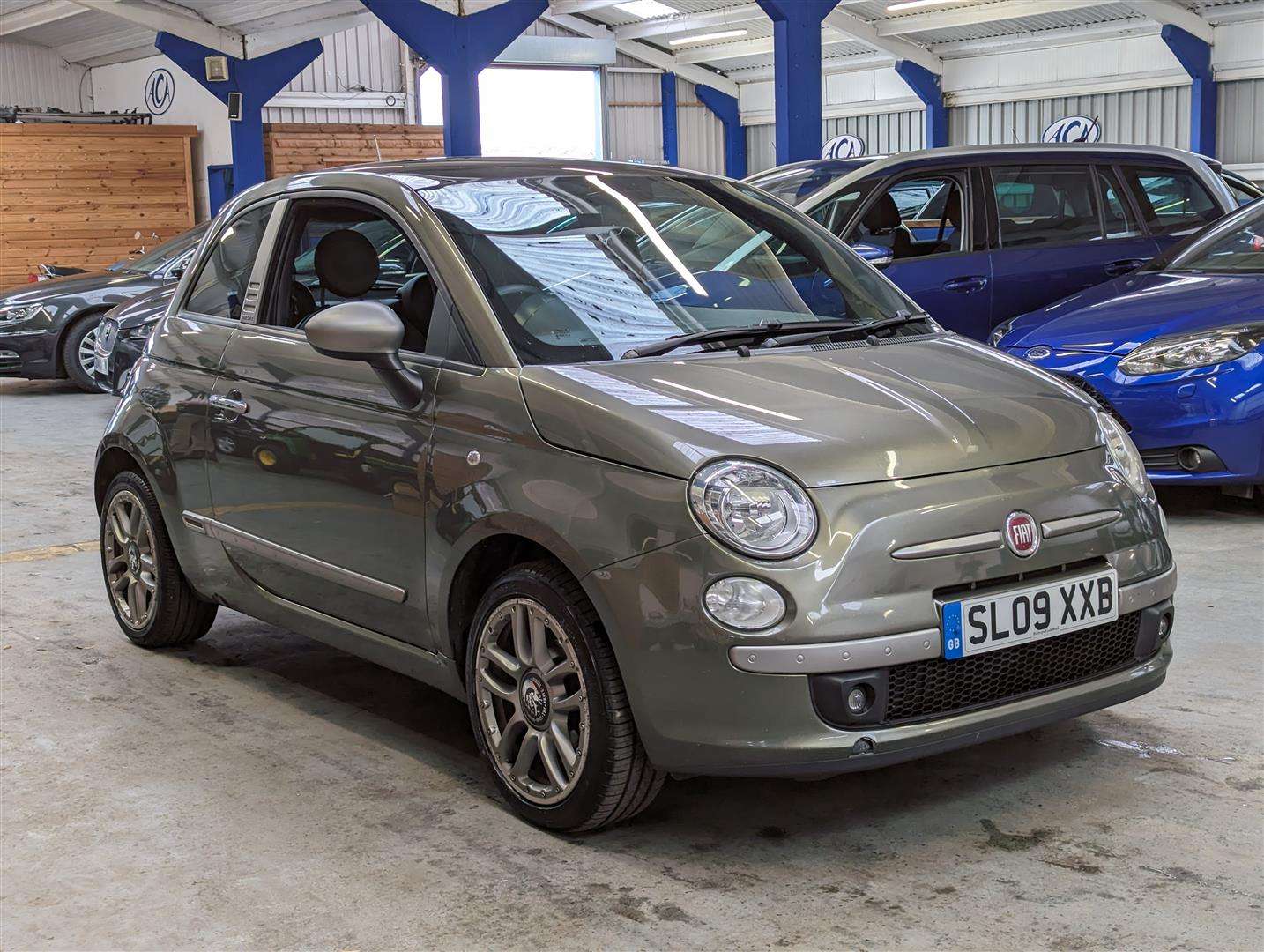 <p>2009 FIAT 500 BY DIESEL</p>