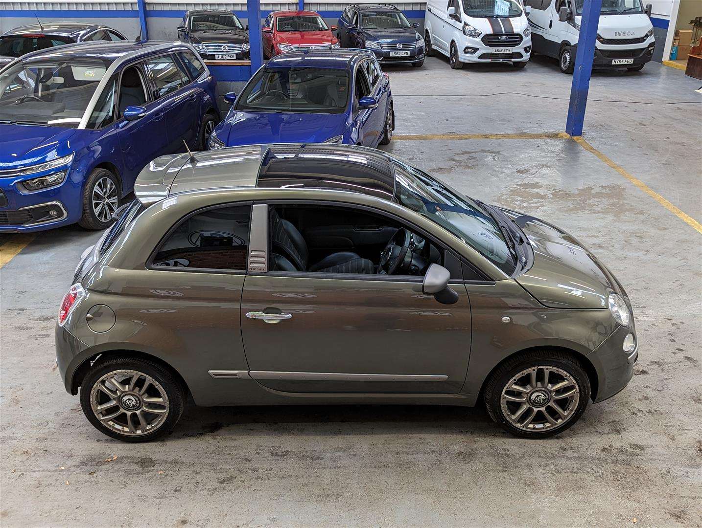 <p>2009 FIAT 500 BY DIESEL</p>