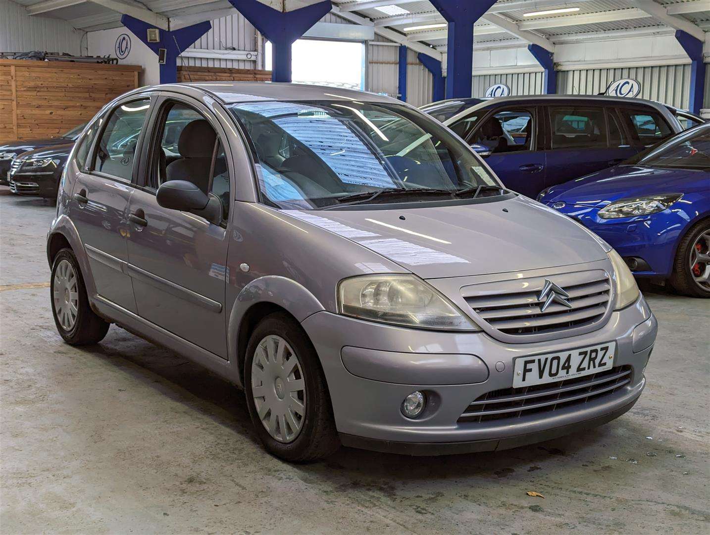 <p>2004 CITROEN C3 HDI SX</p>