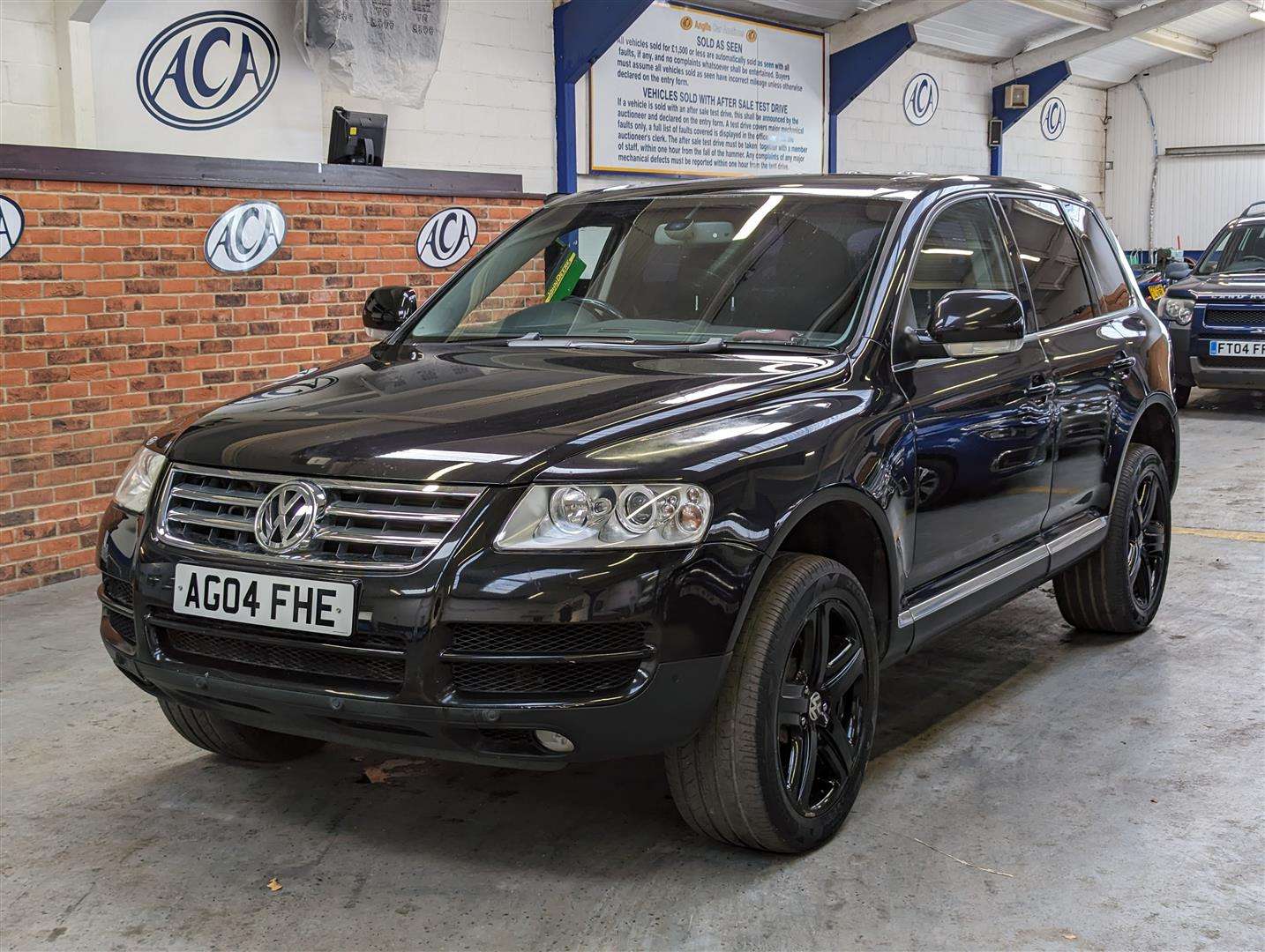 <p>2004 VOLKSWAGEN TOUAREG V6 SPORT AUTO</p>