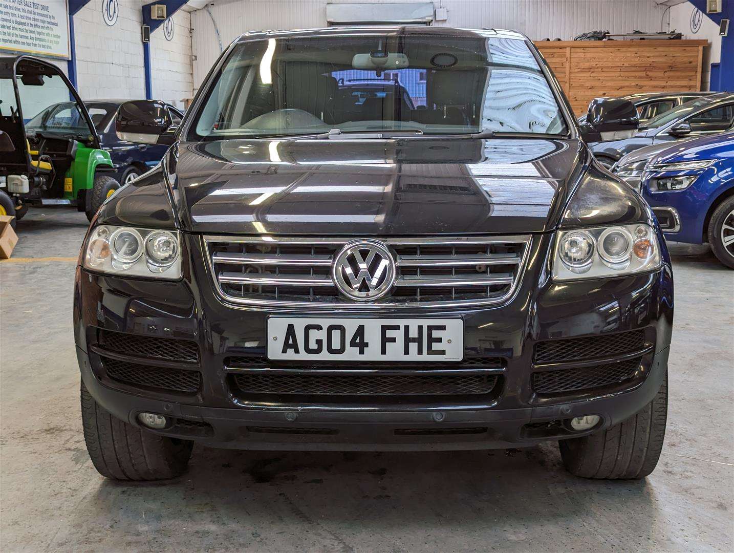 <p>2004 VOLKSWAGEN TOUAREG V6 SPORT AUTO</p>