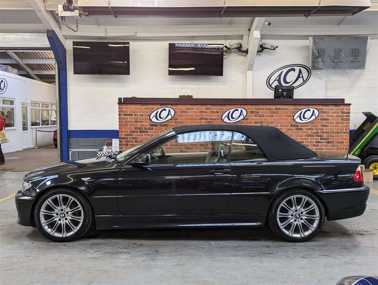 <p>2005 BMW 318I SPORT CONVERTIBLE AU</p>