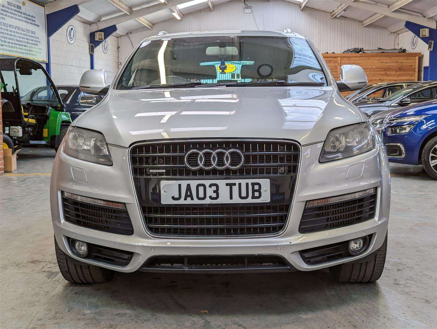 <p>2009 AUDI Q7 S LINE TDI QUATTRO A</p>