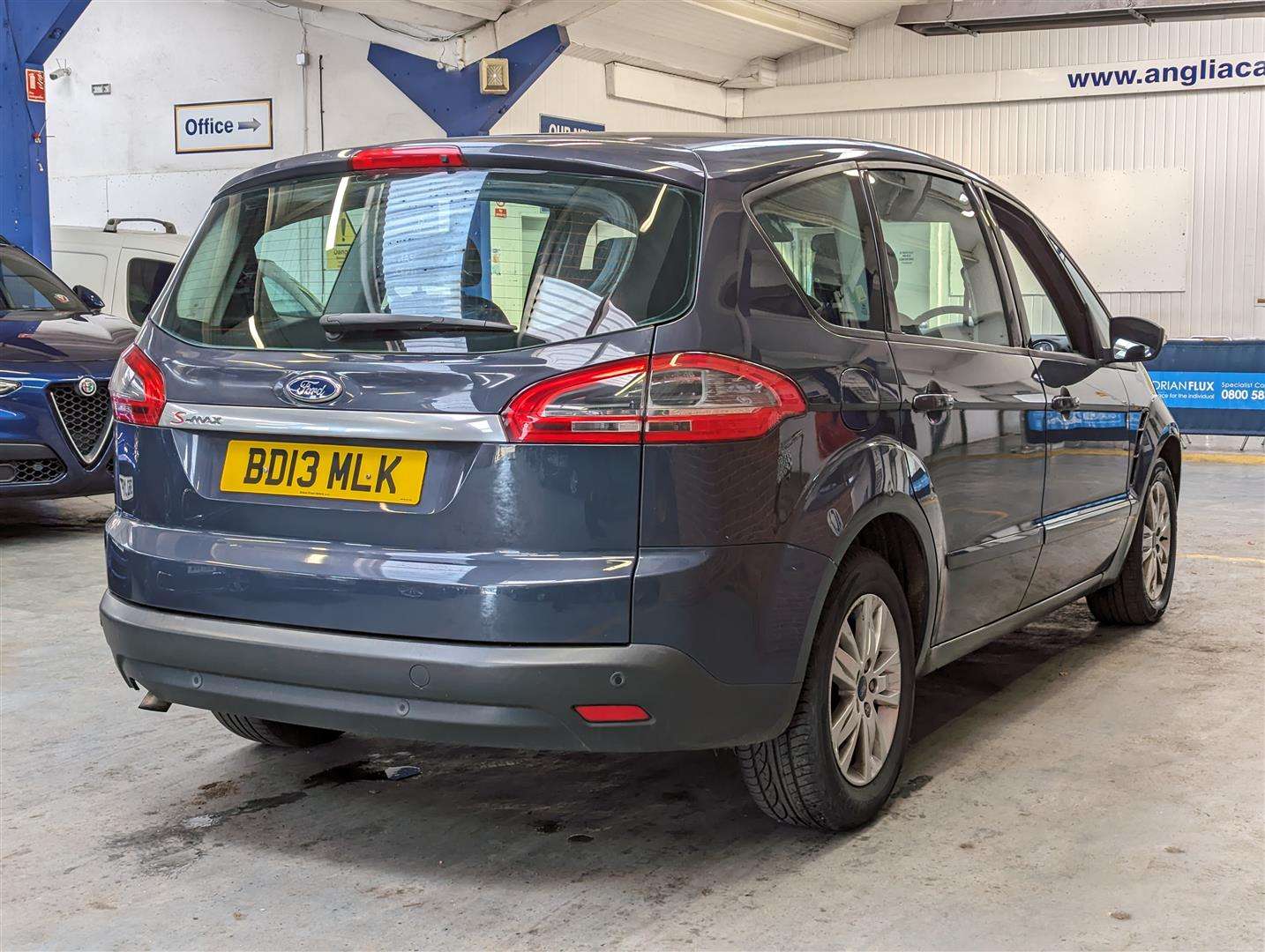 <p>2013 FORD S-MAX ZETEC TDCI AUTO</p>