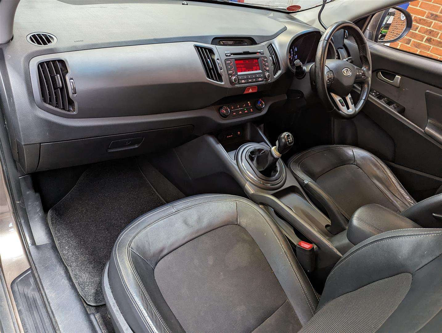 <p>2011 KIA SPORTAGE 2 CRDI</p>