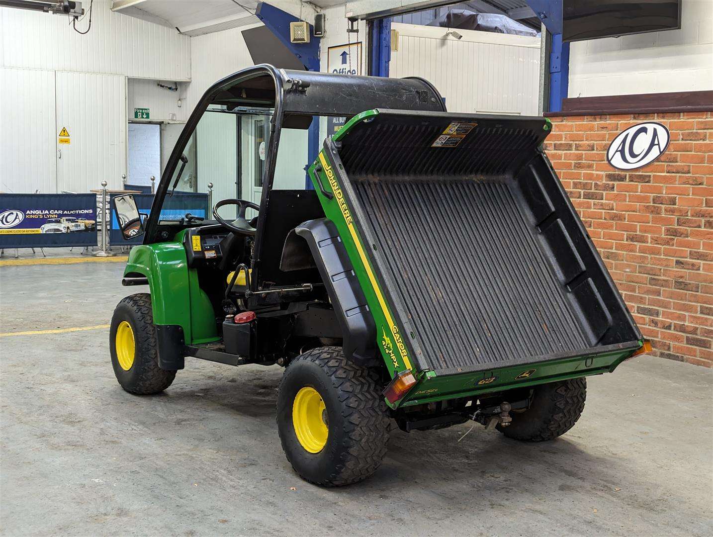 <p>2010 JOHN DEERE GATOR</p>