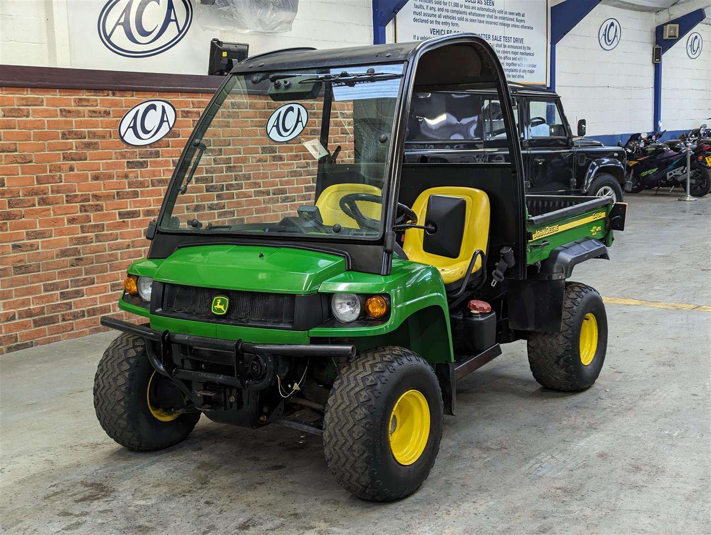 <p>2010 JOHN DEERE GATOR</p>