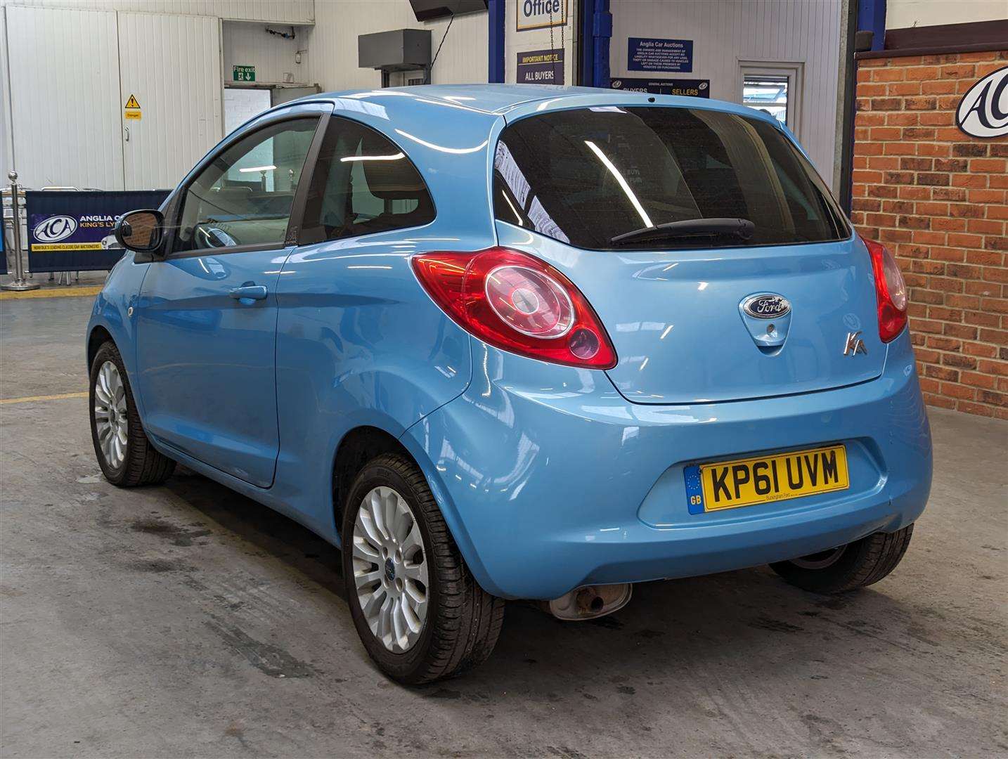 <p>2011 FORD KA ZETEC</p>