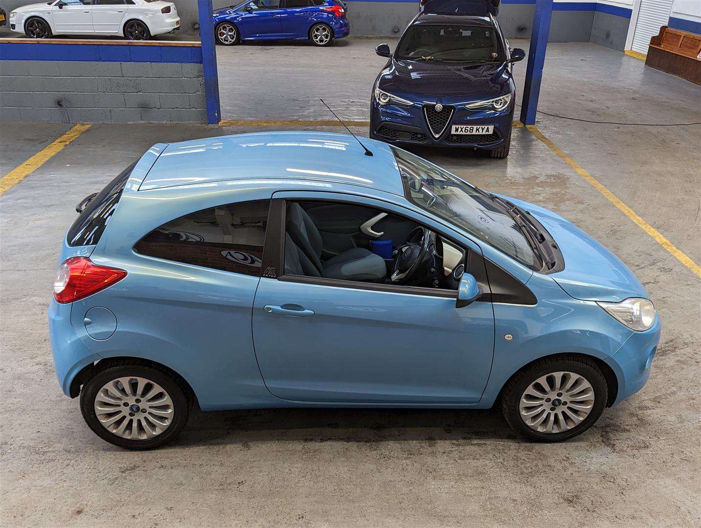 <p>2011 FORD KA ZETEC</p>