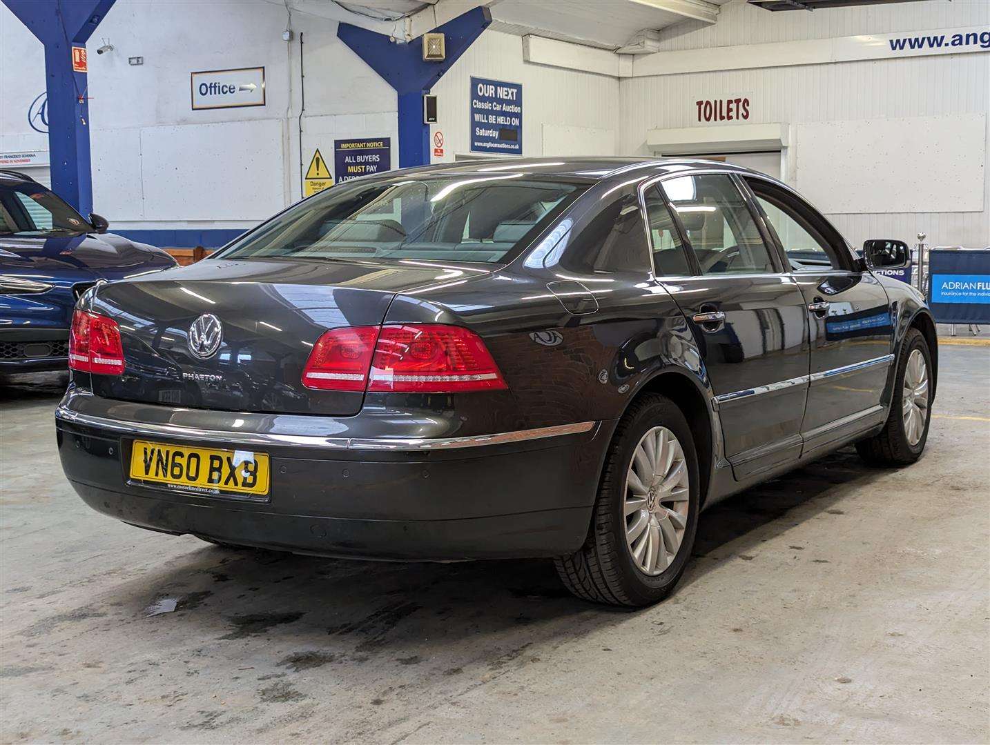 <p>2011 VOLKSWAGEN PHAETON V6 4MOT TDI SWB A</p>