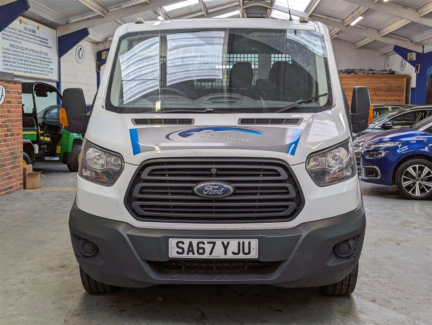 <p>2017 FORD TRANSIT **SOLD</p>