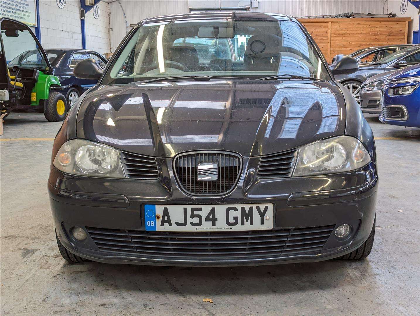 <p>2004 SEAT IBIZA SX</p>