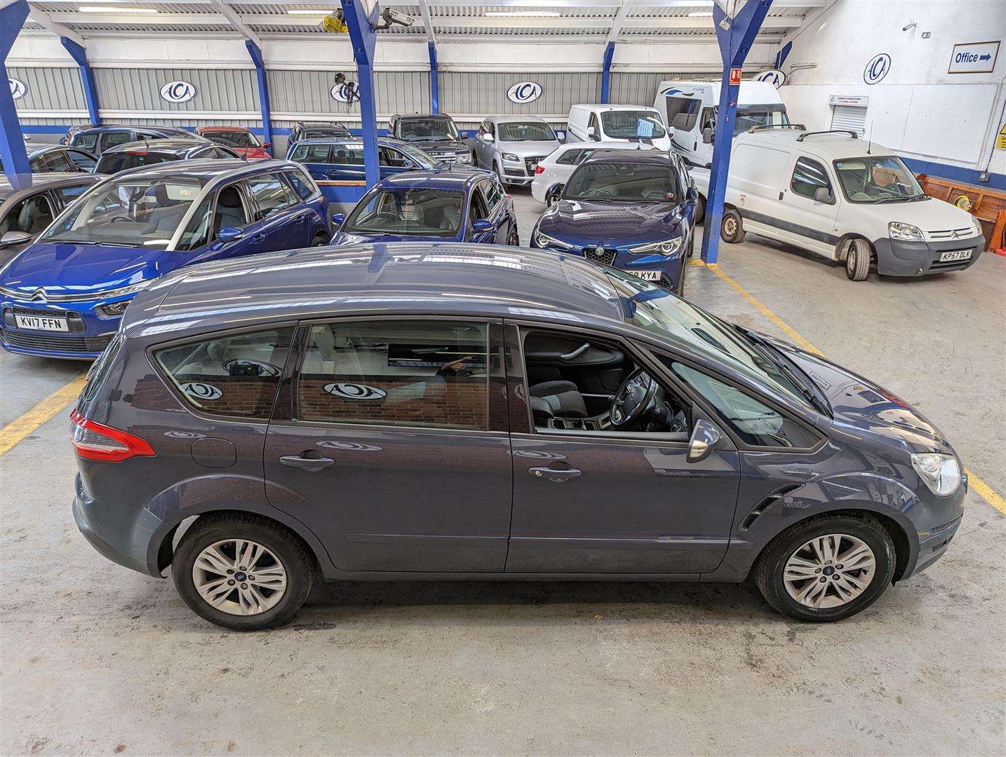 <p>2013 FORD S-MAX ZETEC TDCI AUTO</p>